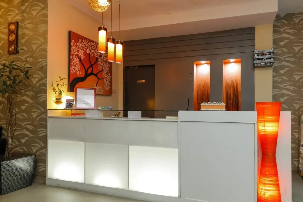 RedDoorz near Manado Town Square