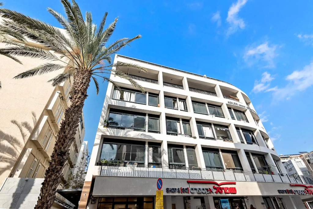 Brand new apartment next to the beach M4