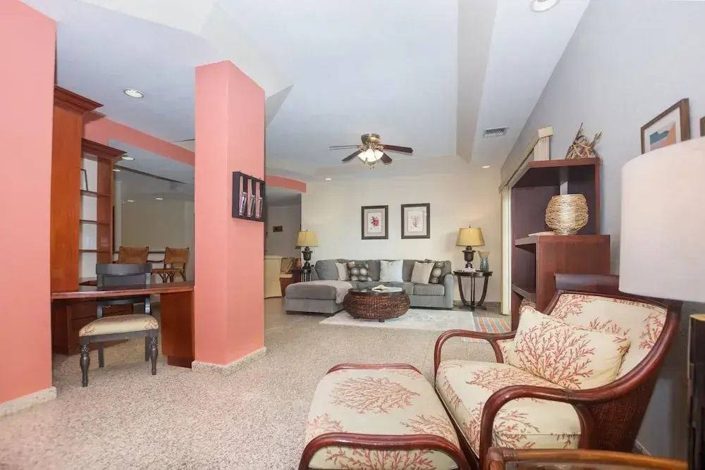 Lawson Rock - Seahorse 105 2 Bedroom Condo by RedAwning