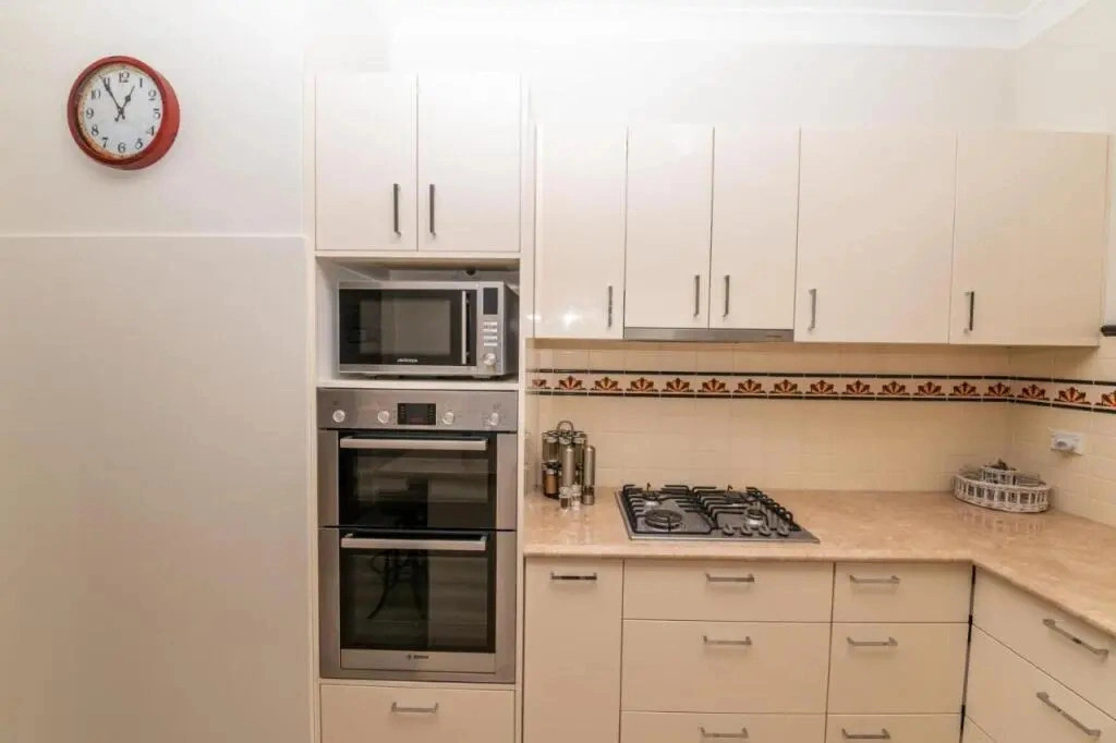 Hillside Cottage │ Comfy, Spacious, Walk to CBD & Stannies