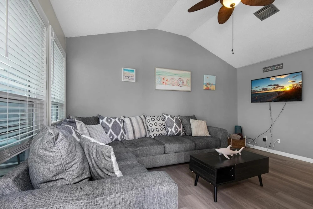 La Bahia by Surfside VR