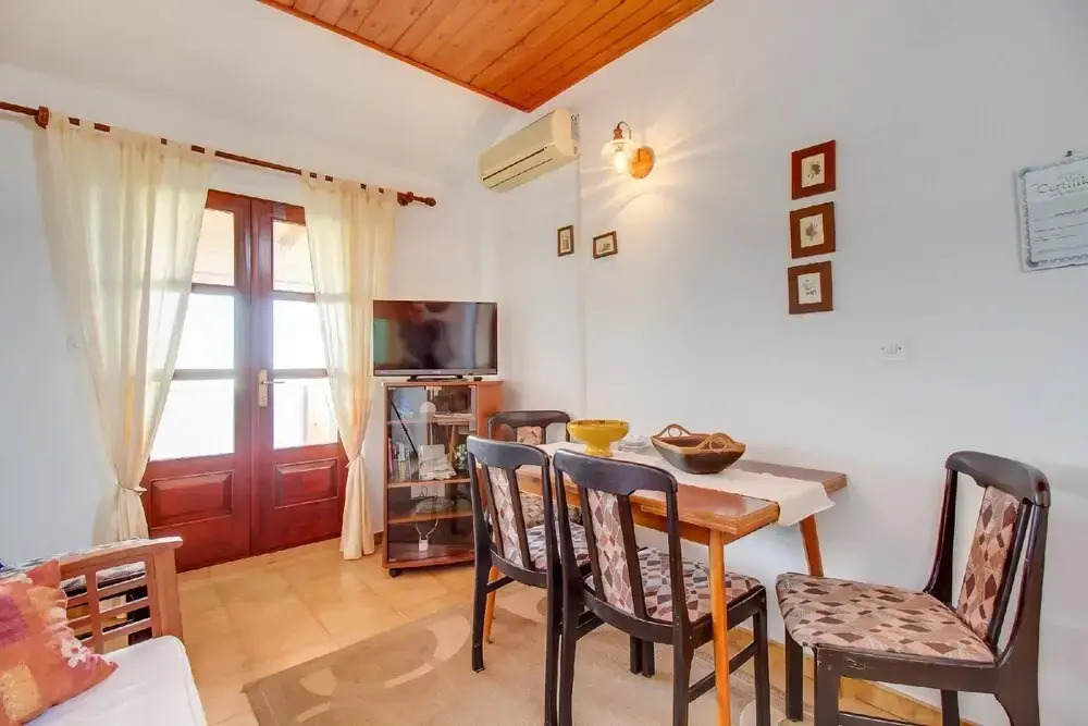 Vanda - sea View Apartment Magda