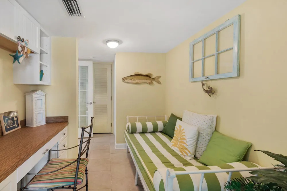 Sea Oats 4 Bedroom Condo by RedAwning