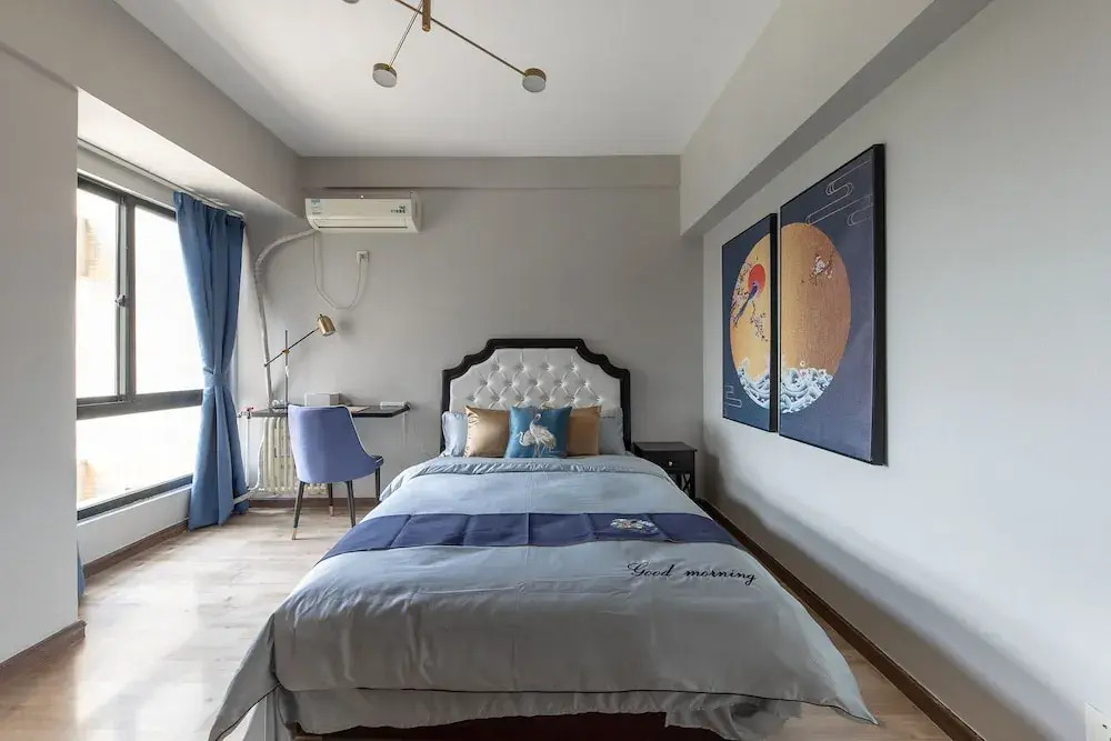 Xi'an City Center View Apartment