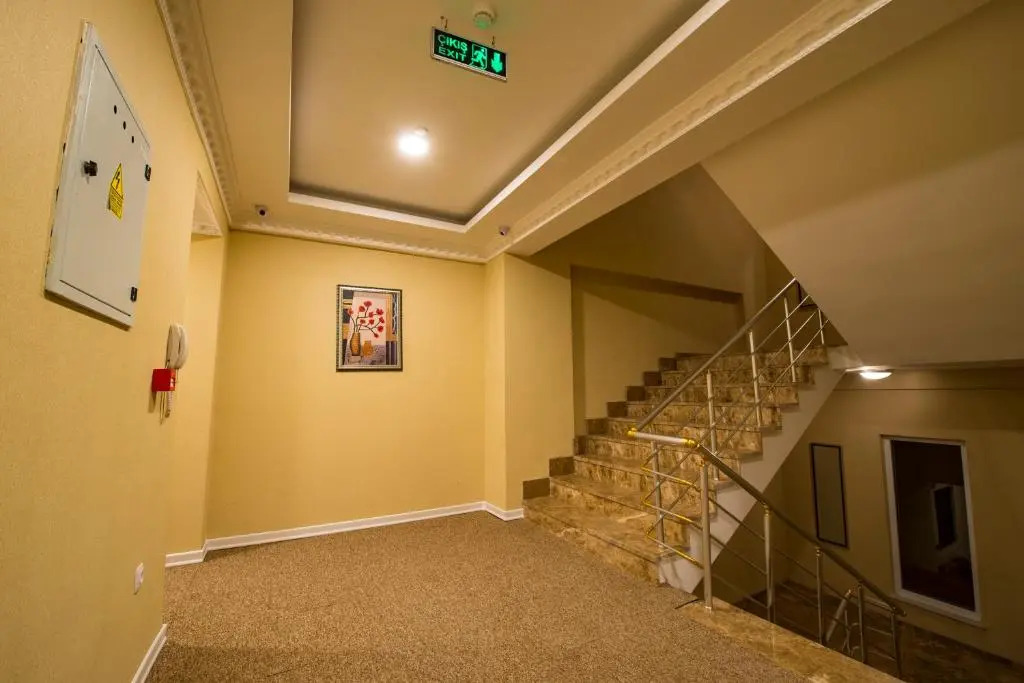Kars-i Si̇ri̇n Otel