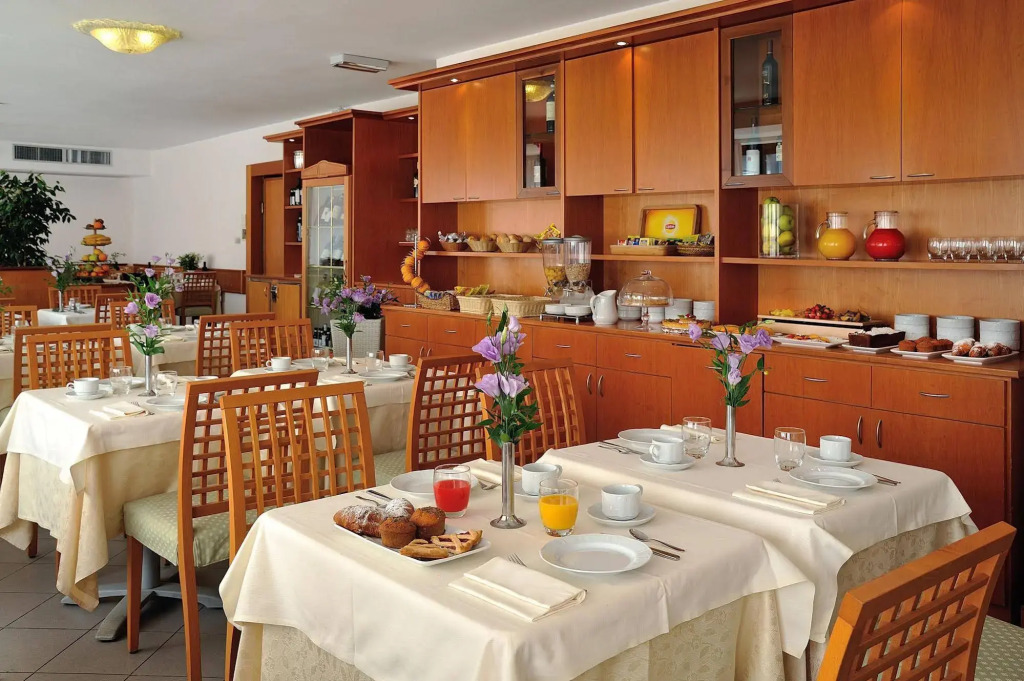 Hotel Helios