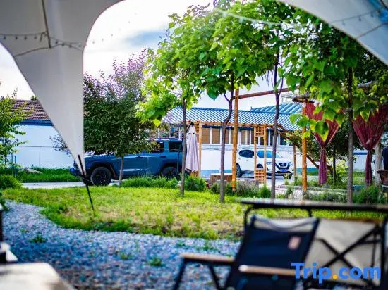Chaoju Boutique Guesthouse