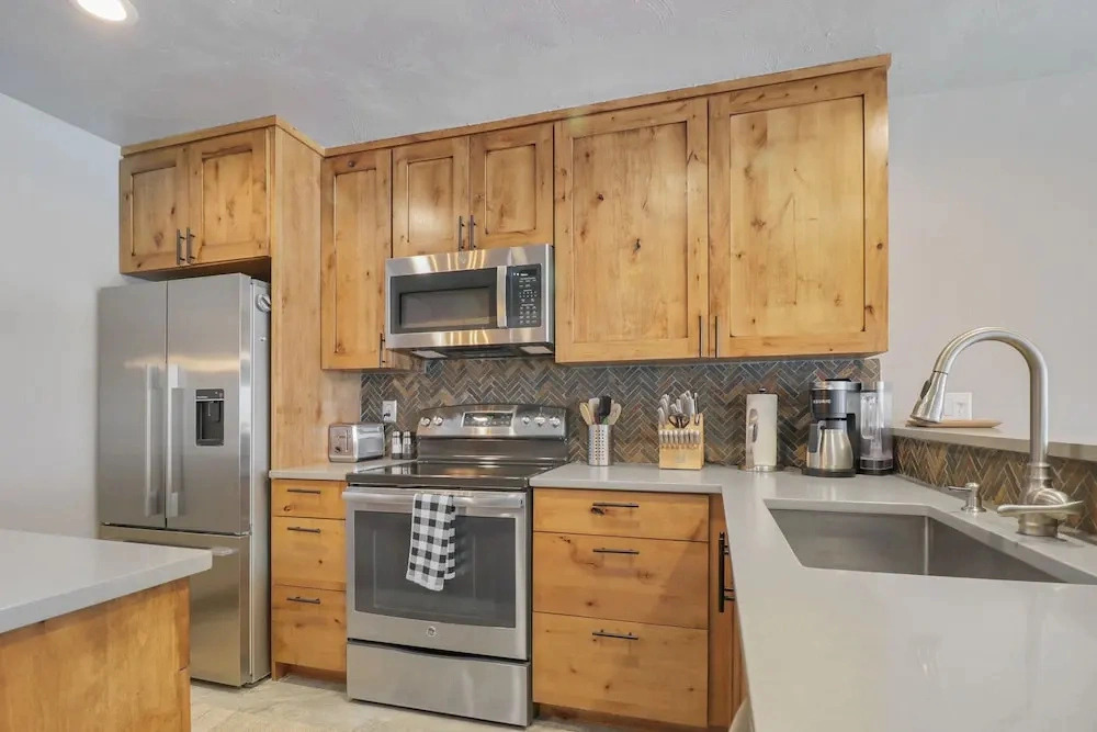 Vp-c112 Village Point 3 Bedroom Condo