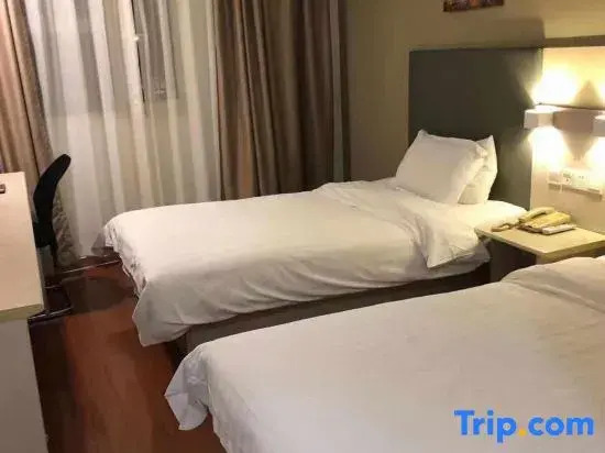 Shanghai Yujian Hotel