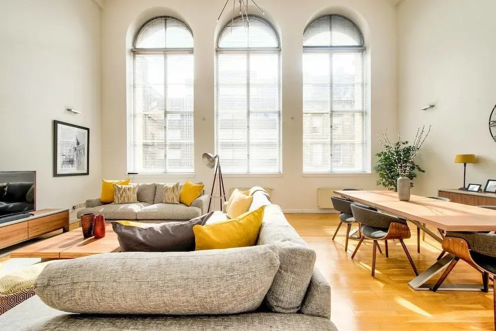 Stunning 2 Bed Apt in Merchant City With Parking