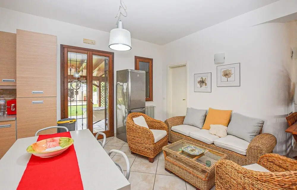 Beautiful Home in Scicli With 4 Bedrooms and Outdoor Swimming Pool