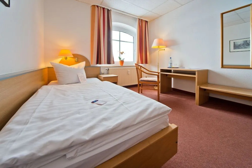 City Hotel