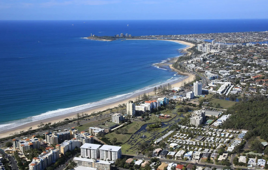Alex Beach Cabins and Tourist Park