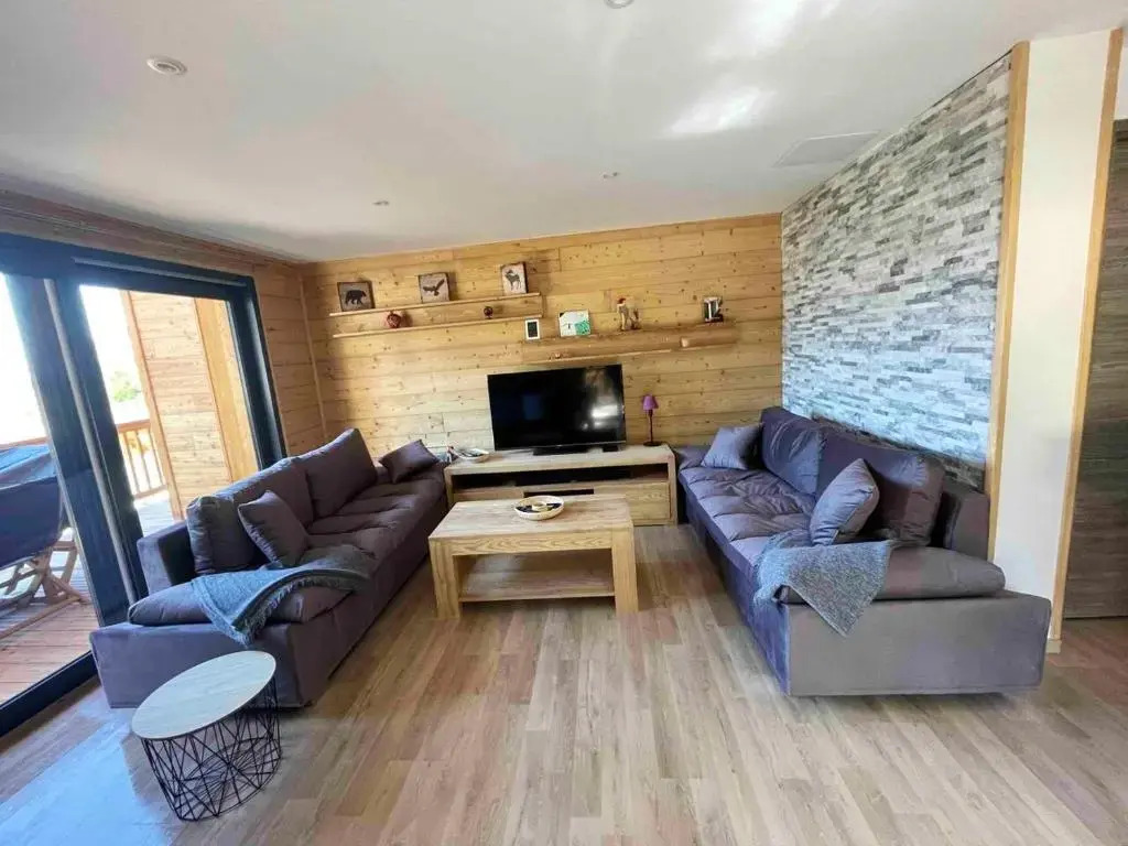 Chalet de 5 chambres avec sauna jardin clos et wifi a Les Orres