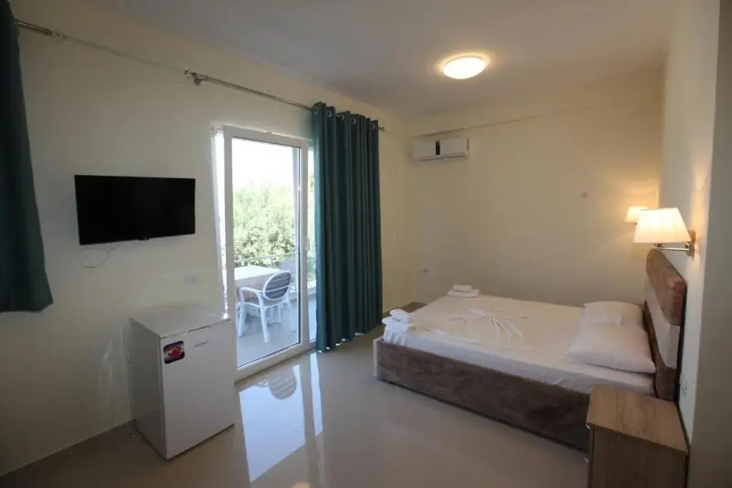 Golden Hotel