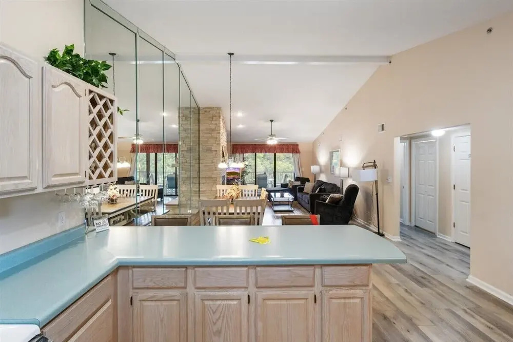Lakefront Condo Near the State Park