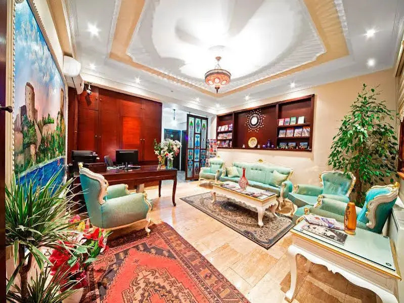 Fides Apartments