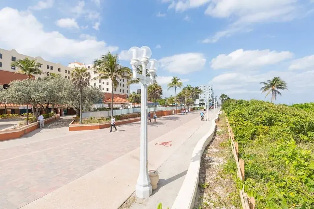 744 Ocean View Hollywood Beach