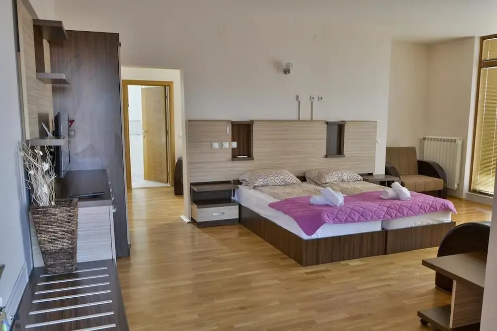 Hotel Bella Nella