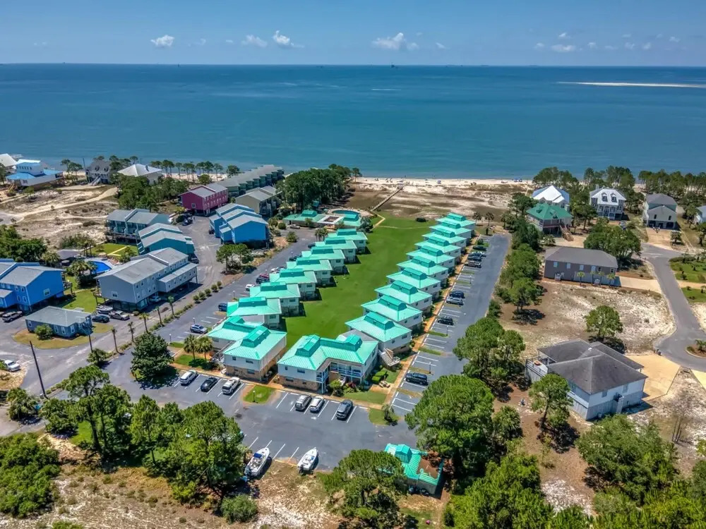085 Surf Club A21 by ACP