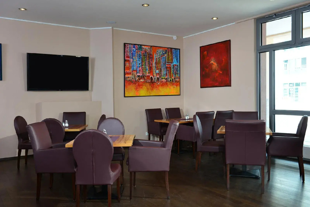 1A Business Hotel