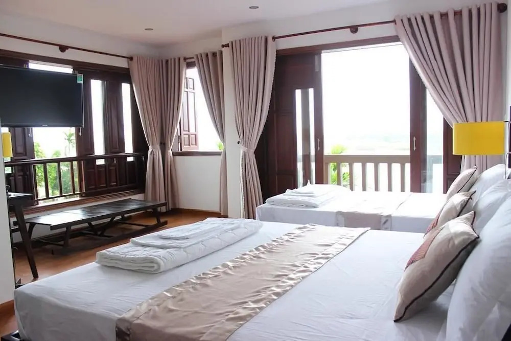 BLan Riverside Villa
