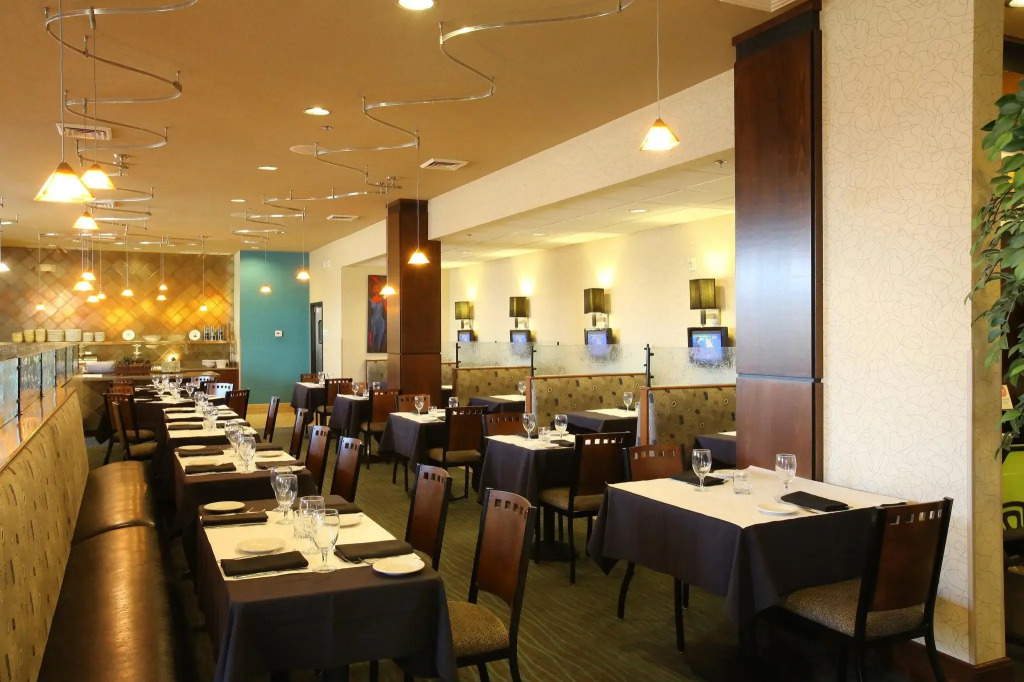 Holiday Inn & Suites Salt Lake City - Airport West by IHG
