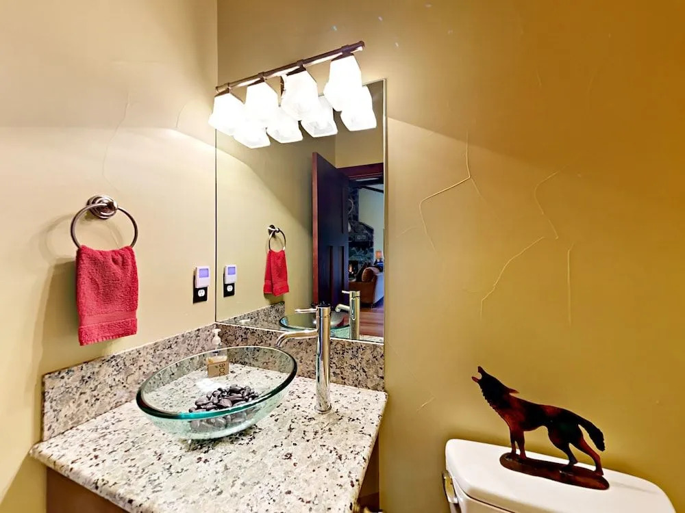 1857 High Meadow Trl Home 4 Bedrooms 2.5 Bathrooms Home