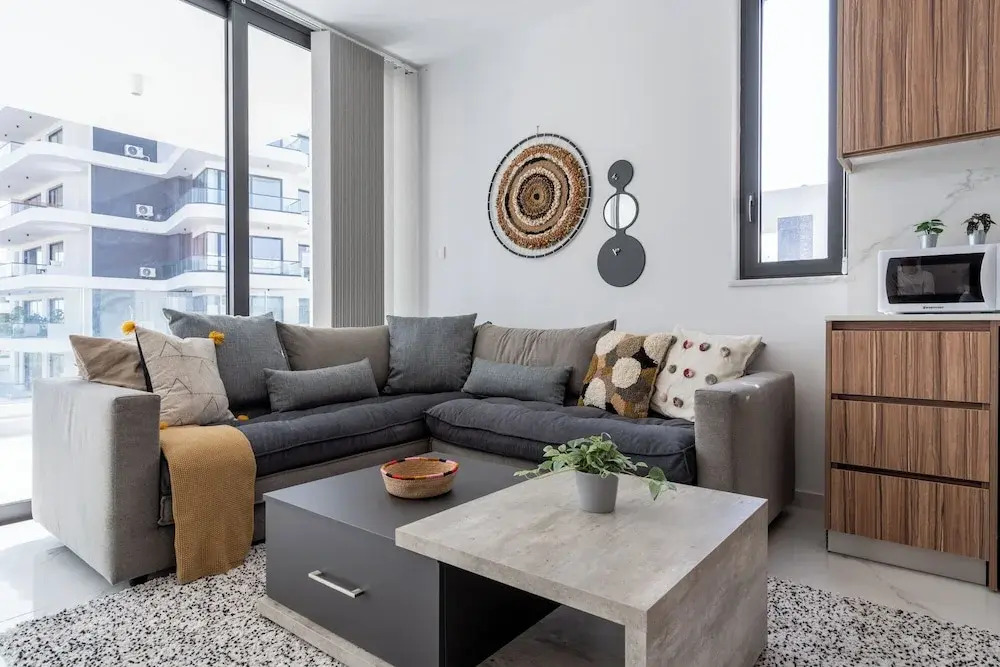 Taupe 2-BR Apt. & Balcony in Larnaca