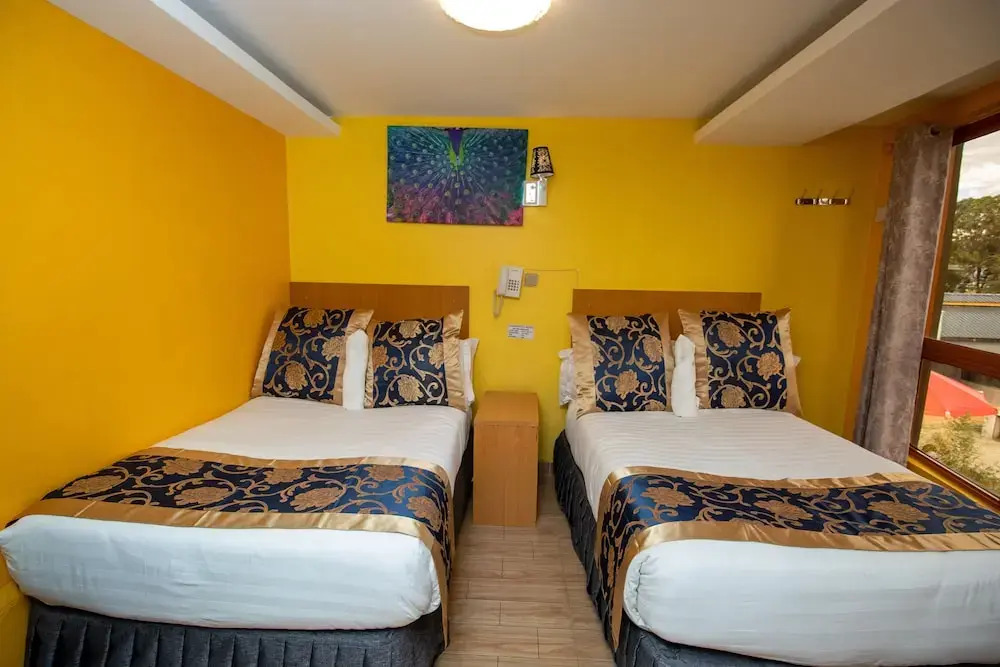 Eaglesvale Hotel