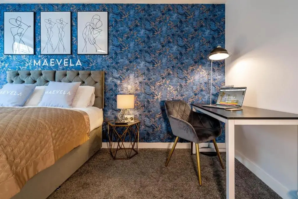 MAEVELA Apartments - ULTRA High-End New Build Apartment ✪ City Centre, Digbeth ✓ With JULIET BALCONY - ROOFTOP TERRACE - PS4 & Smart TV's