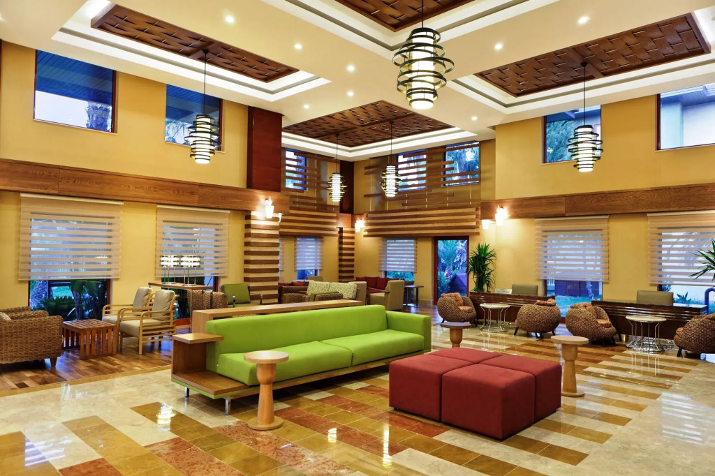 CLUB GRAND SIDE