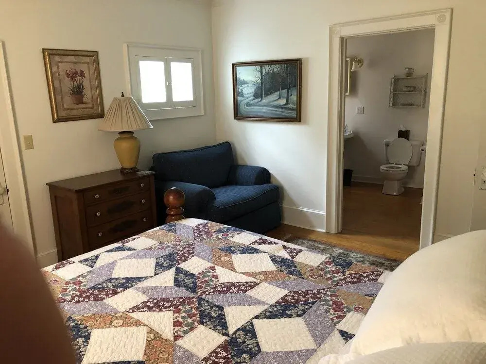 Love Lane Bed & Breakfast