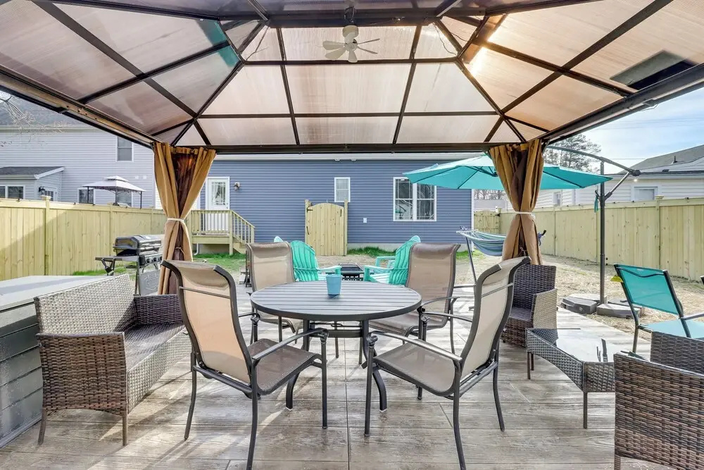 Walk to Bay: Home w/ Fenced Yard in Colonial Beach