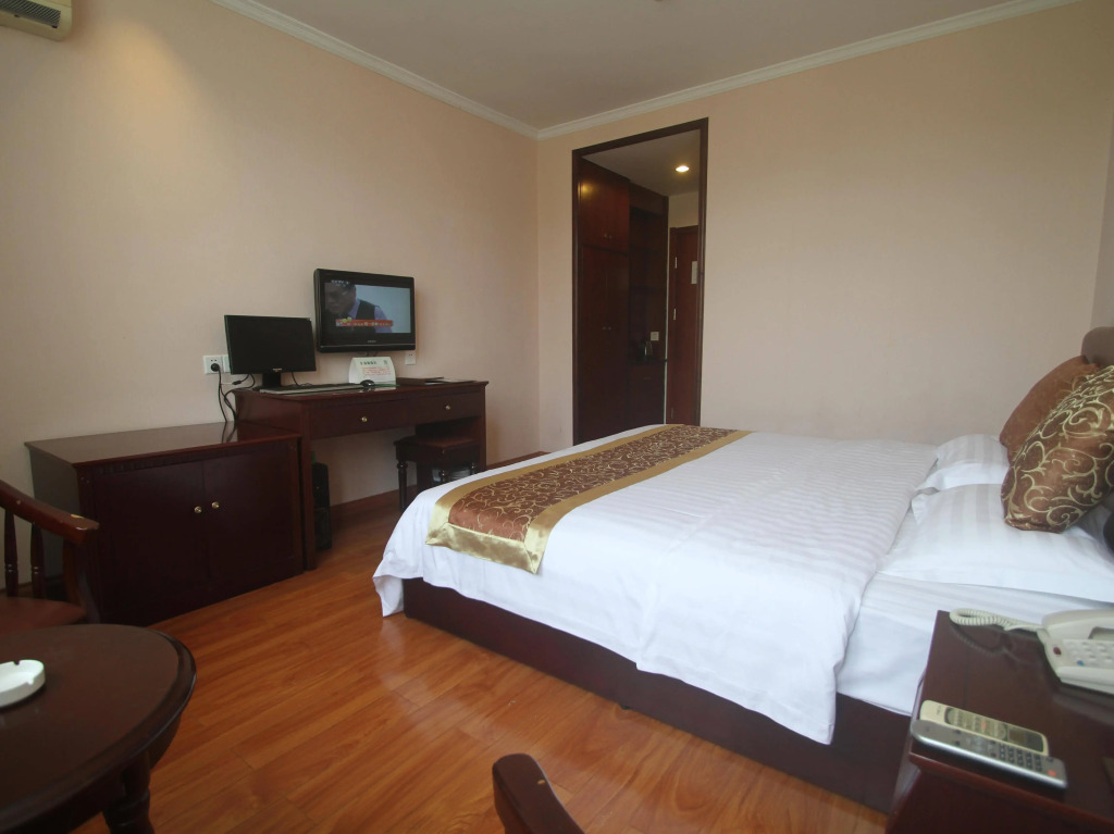 GreenTree Alliance Taizhou Shifu Avenue Hotel