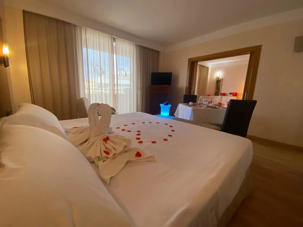 Hotel Montera Plaza