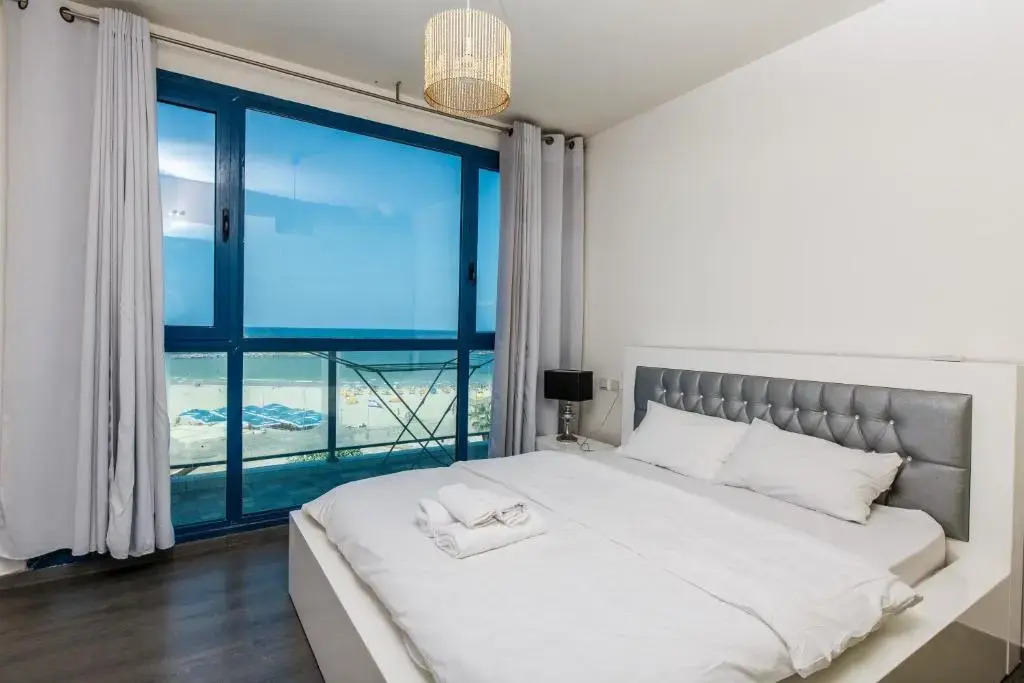 M Sea Suites - By The Beach