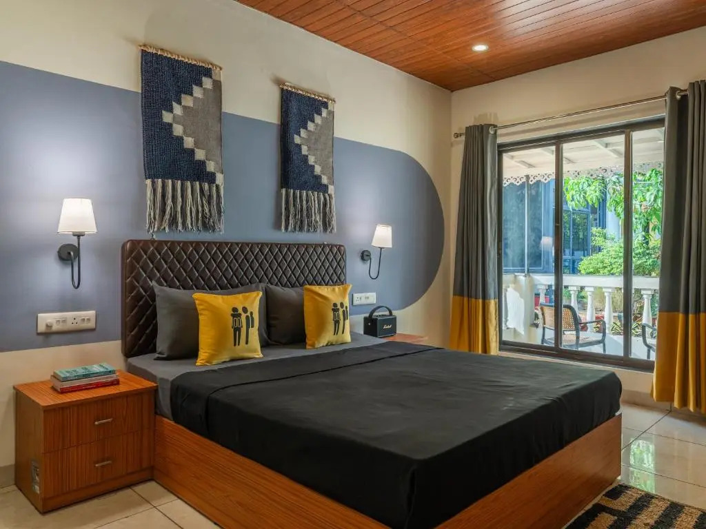 The Hosteller Lonavala, City Centre
