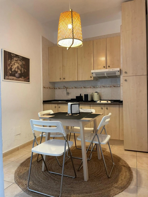 Sunny Apartment in the Heart of Santa Cruz