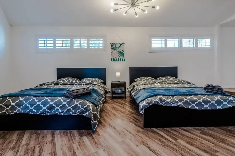 Spacious Beach House Close to Everything!