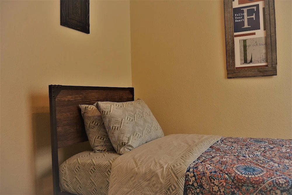 The Gateway - a Beautiful Relaxing Three Bedrooms Apartment