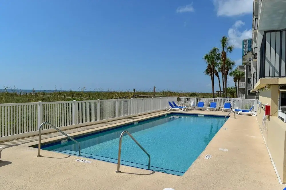 Crescent Sands F4 by Seaside Vacations