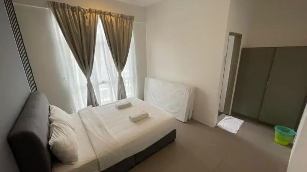 Duplex 3 bedroom Apartment By DreamScape