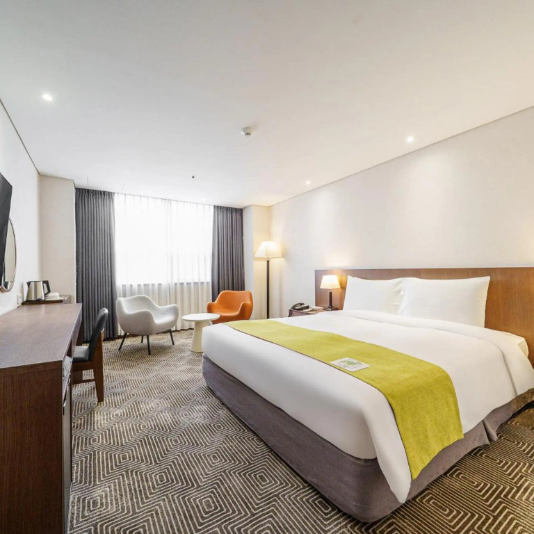 Hotel President