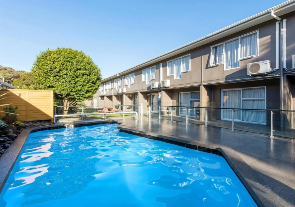 Best Western Newmarket Inn & Suites
