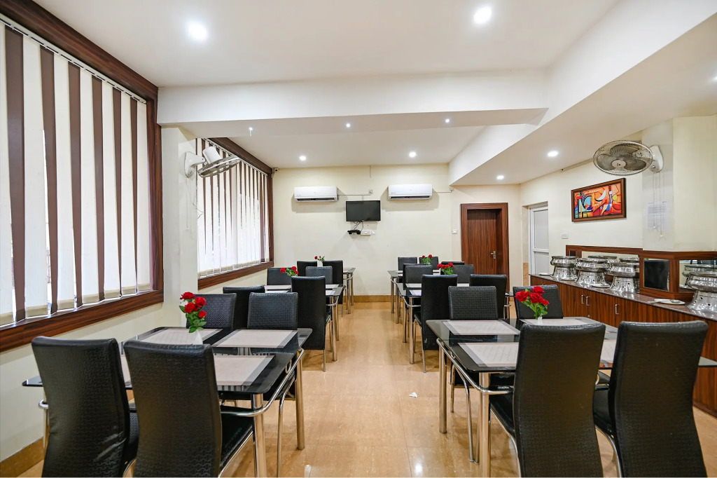 Capital O 28034 Triple Tree Hotels & Resorts