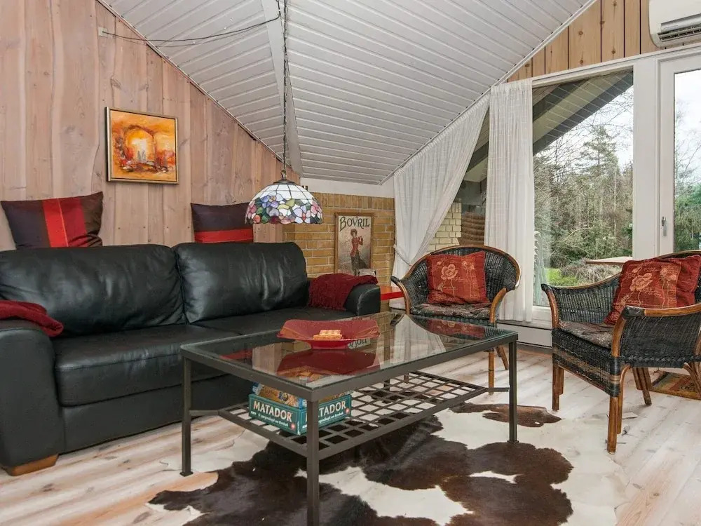 6 person holiday home in Ebeltoft