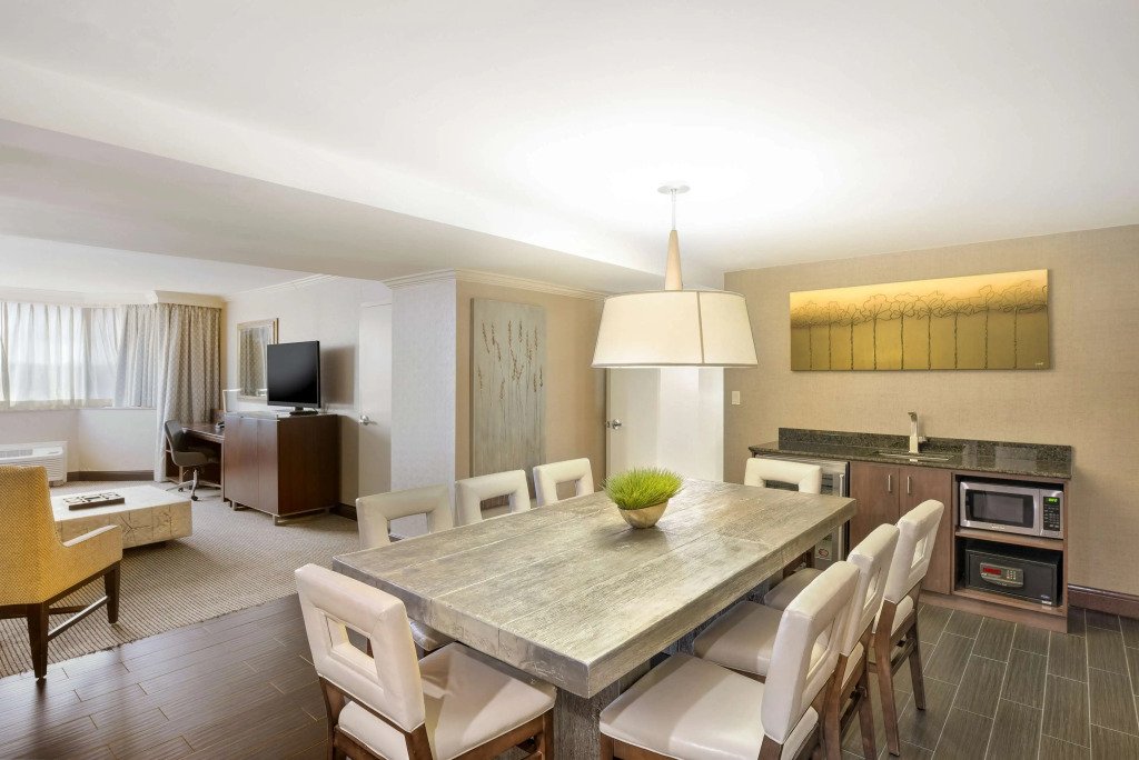 Hilton Arlington National Landing