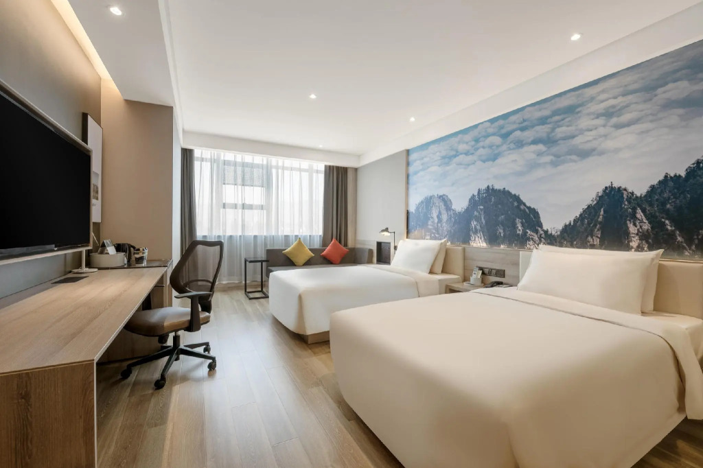 Atour Hotel Baoji Gaoxin South High-speed Railway Station Xingzheng Avenue