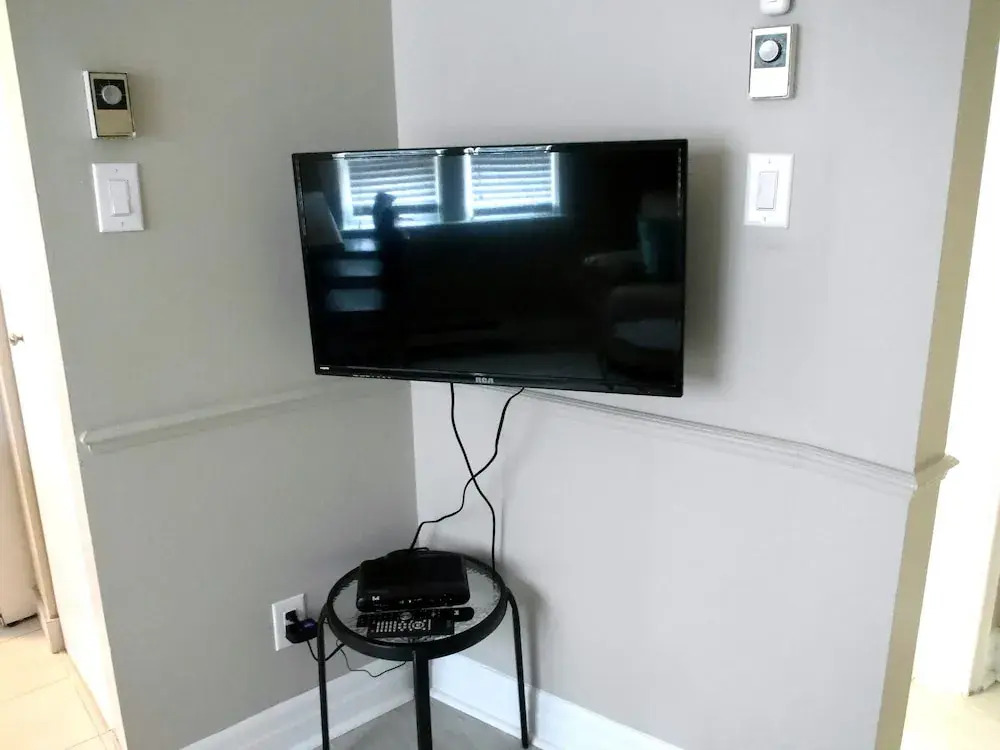 Spectacular 1BR Unit
